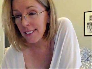 TubeDupe Porno - 9654 Mature Teacher Webcam Self Fuck